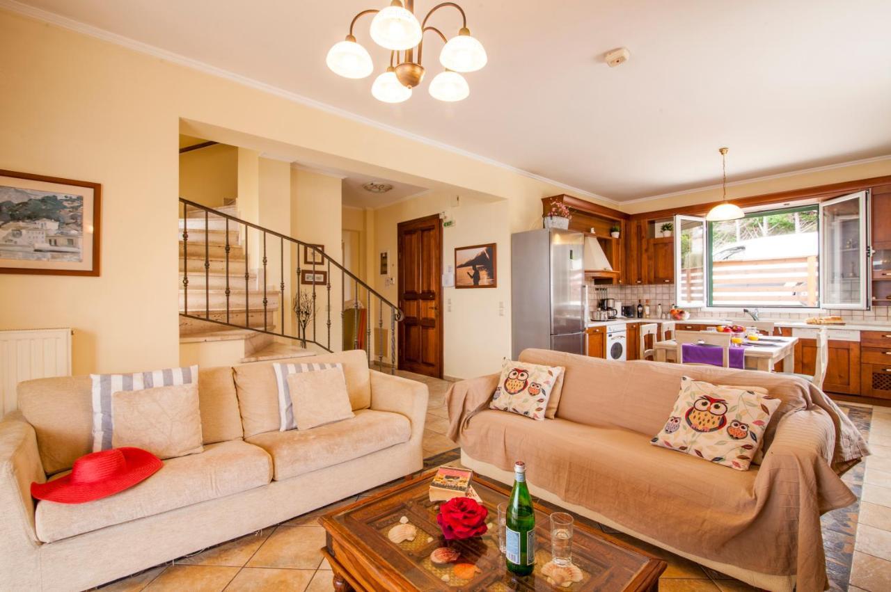 Beachfront Villa Victoras - With Private Beach Sidari  Luaran gambar